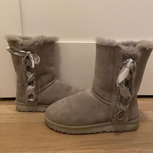 Gray UGG boots: Pala corset ribbon